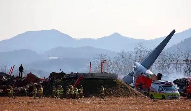 韩国空难深度解析，复飞之谜与二次着陆的悲剧-图2